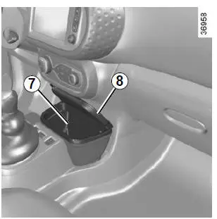 Bergruimte van de middenconsole 7